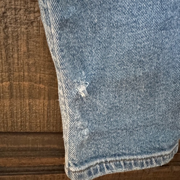 Agolde Women's High Rise Nico Jeans in Light Blue - Picture 8 of 8